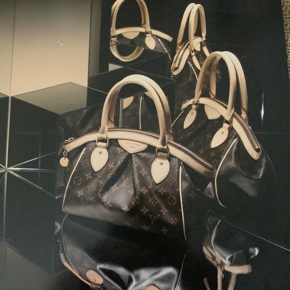 ✨👜 Louis Vuitton Tivoli GM 💎✨ - Picture 1 of 16